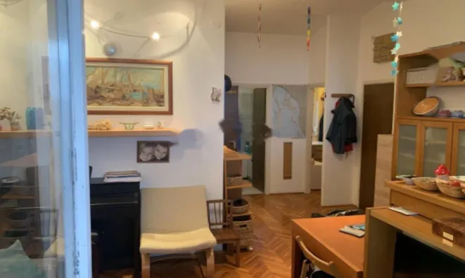 Недвижимость Трёхкомнатная квартира Центр: 2