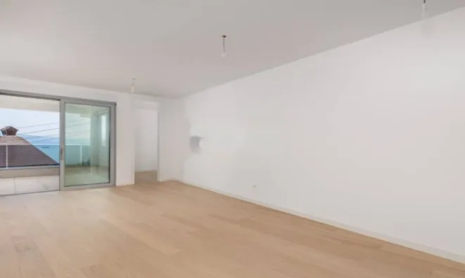 Недвижимость Двухкомнатная квартира Центр: 15