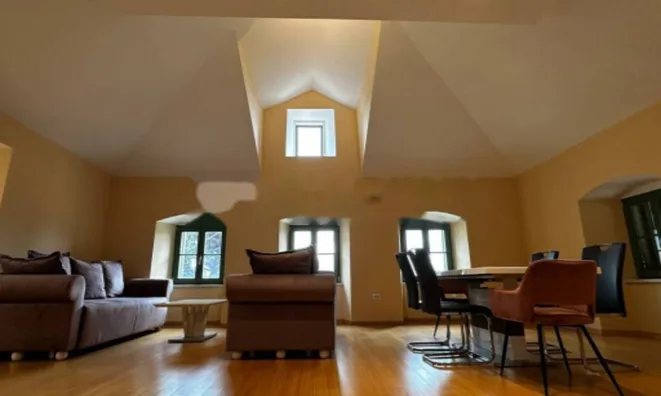 Недвижимость Четырехкомнатная квартира в Центре: 6