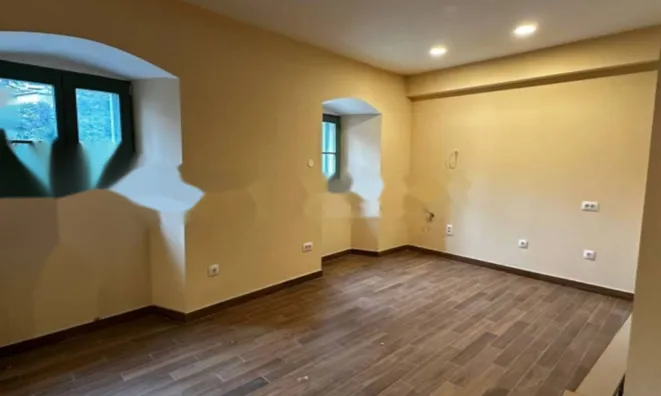 Недвижимость Четырехкомнатная квартира в Центре: 14