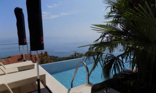 Недвижимость Новый дом в центре Опатии: 4