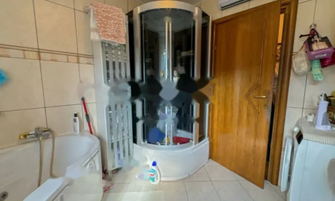 Недвижимость Трехкомнатная квартира центр: 11