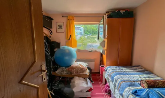 Недвижимость Трехкомнатная квартира центр: 12