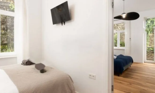 Недвижимость Четырехкомнатная квартира, Центр, Опатия: 12