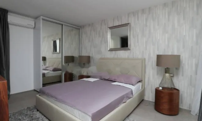 Недвижимость Семейный дом 600 м², Центр, Опатия: 18