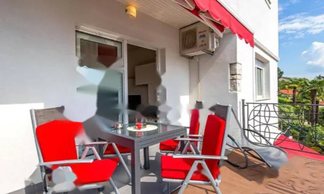 Недвижимость Четырехкомнатная квартира, Опатия: 15