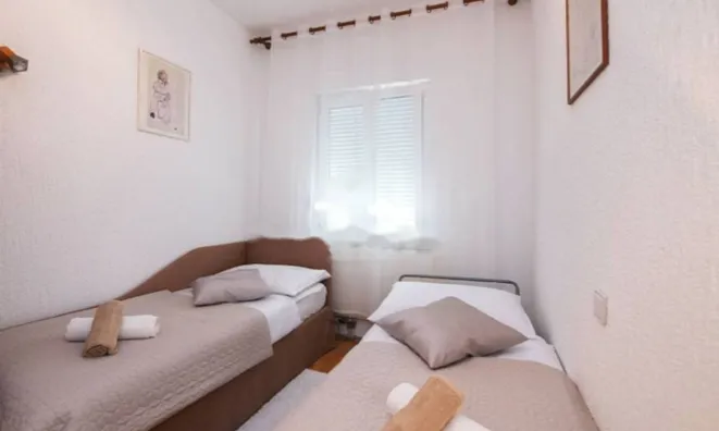 Недвижимость Четырехкомнатная квартира, Опатия: 21