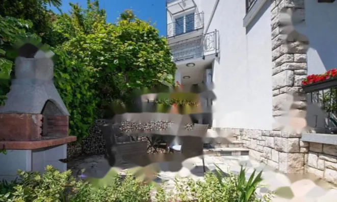 Недвижимость Четырехкомнатная квартира, Опатия: 23