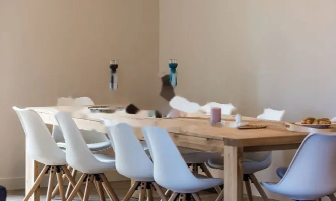 Недвижимость Семейная вилла 4 м², Запад: 8