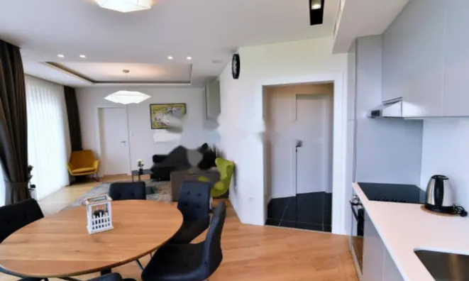 Недвижимость Новый дом 640 м² в Центре: 2