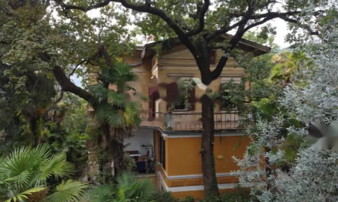 Недвижимость Четырехкомнатная квартира в центре, Опатия: 13