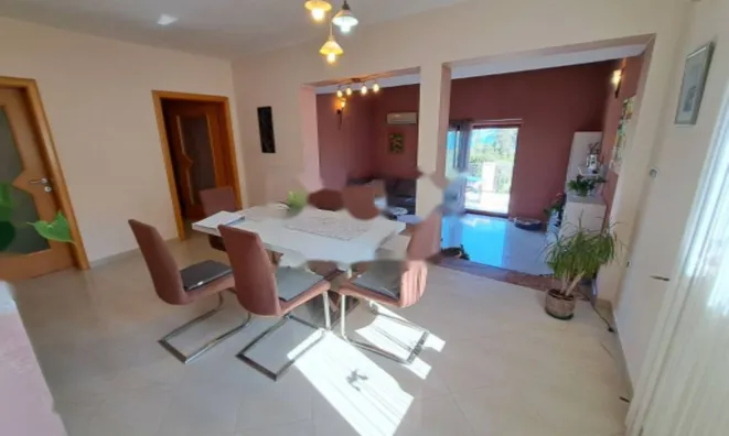 Недвижимость Семейный дом 400 м², Центр, Опатия: 8