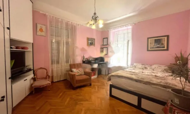 Недвижимость Квартиру в центре Опатии: 5