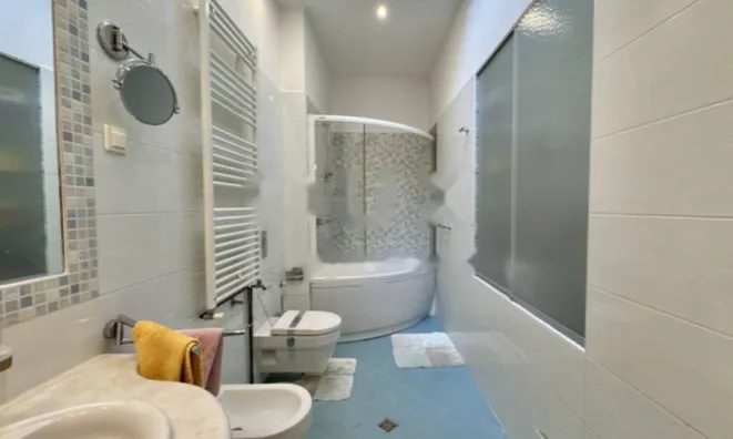 Недвижимость Квартиру в центре Опатии: 10