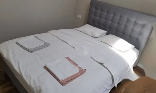 Недвижимость Четырехкомнатная квартира, Центр, Опатия: 11