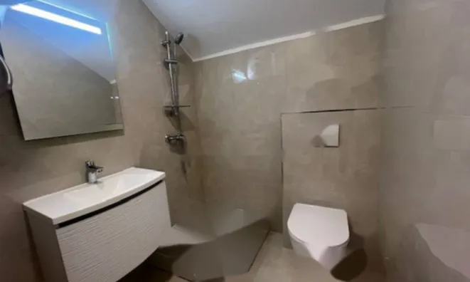 Недвижимость Четырехкомнатная квартира, Центр, Опатия: 16