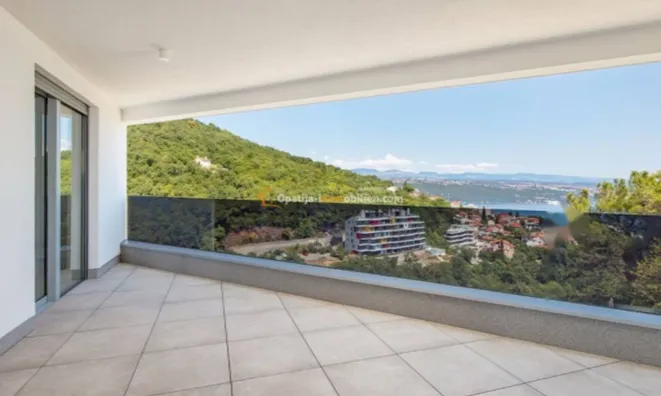 Недвижимость Четырёхкомнатная квартира, центр: 2