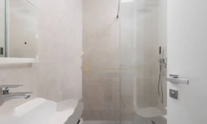 Недвижимость Двухкомнатная квартира центр: 17