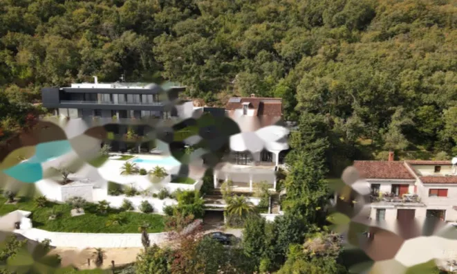 Недвижимость Четырёхкомнатная квартира, Центр, Опатия: 10