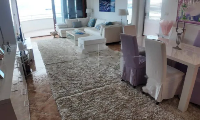 Недвижимость Четырёхкомнатная квартира, Центр, Опатия: 14