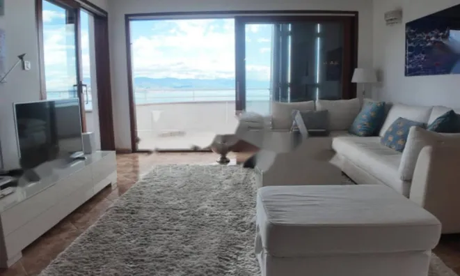 Недвижимость Четырёхкомнатная квартира, Центр, Опатия: 15