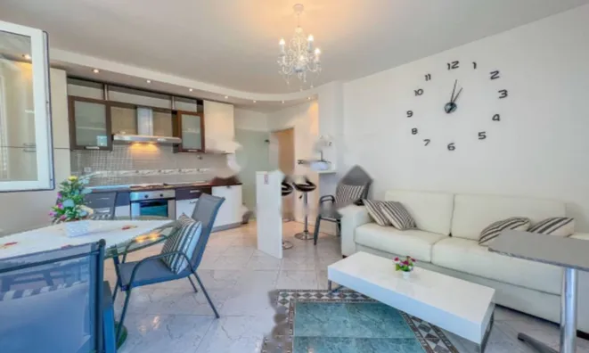 Недвижимость Четырехкомнатная квартира в центре Опатии: 4