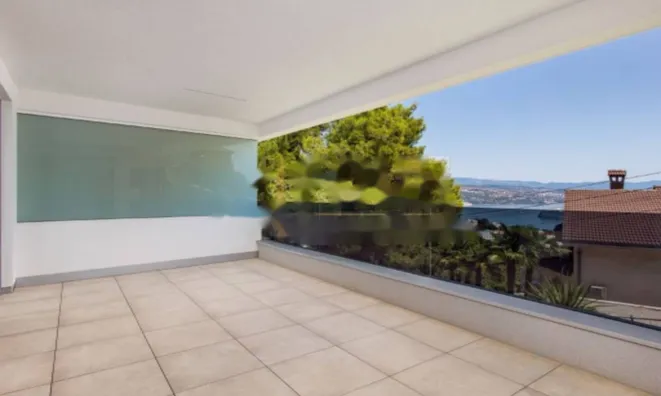 Недвижимость Двухкомнатная квартира, центр: 1