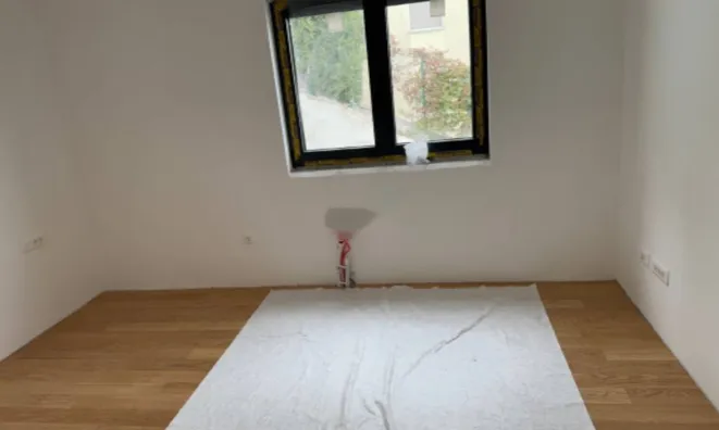 Недвижимость Двухкомнатная квартира в центре: 7