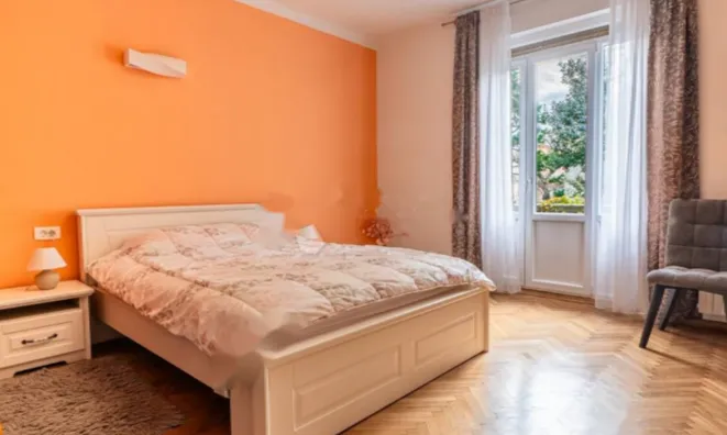 Недвижимость Четырехкомнатная квартира 145 м², Центр, Опатия: 9