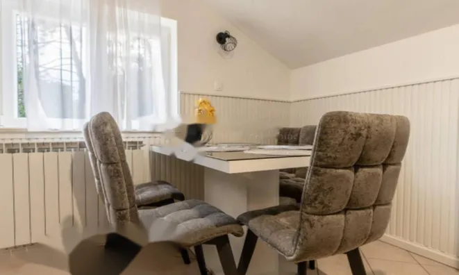 Недвижимость Четырехкомнатная квартира 145 м², Центр, Опатия: 16