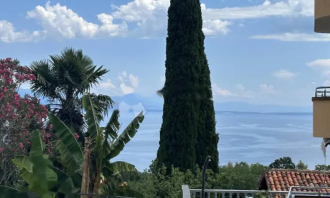 Недвижимость Четырехкомнатная квартира, Центр, Опатия: 2