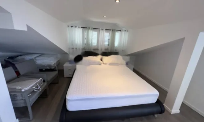 Недвижимость Четырехкомнатная квартира, Центр, Опатия: 24