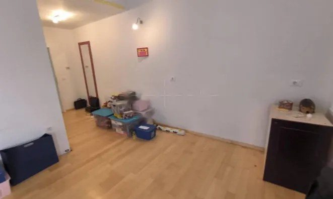 Недвижимость Семейный дом 369 м², Центр: 17