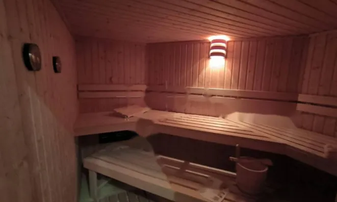 Недвижимость Семейный дом 369 м², Центр: 20