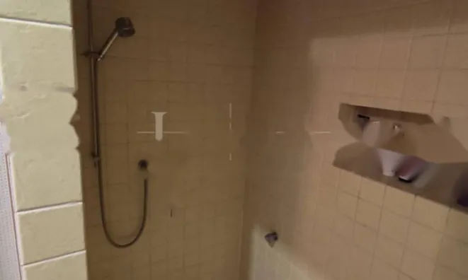 Недвижимость Семейный дом 369 м², Центр: 21