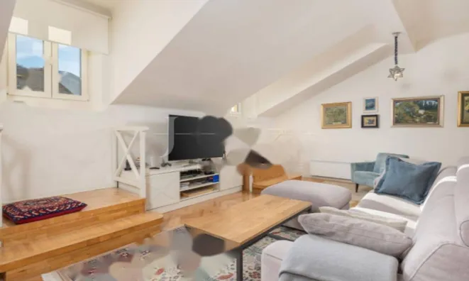 Недвижимость Четырехкомнатная квартира, Центр : 5