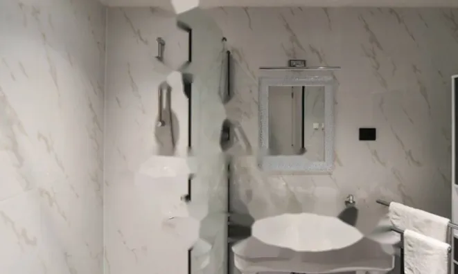 Недвижимость Двухкомнатная квартира в центре: 13