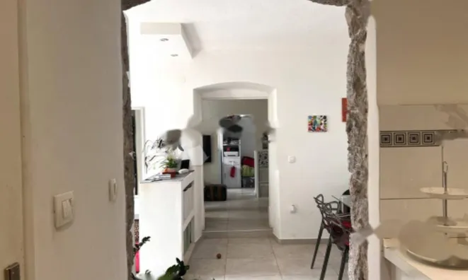 Недвижимость Четырехкомнатная квартира, Центр, Опатия: 7