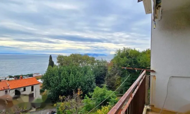 Недвижимость Трехкомнатная квартира в центре Опатии: 17