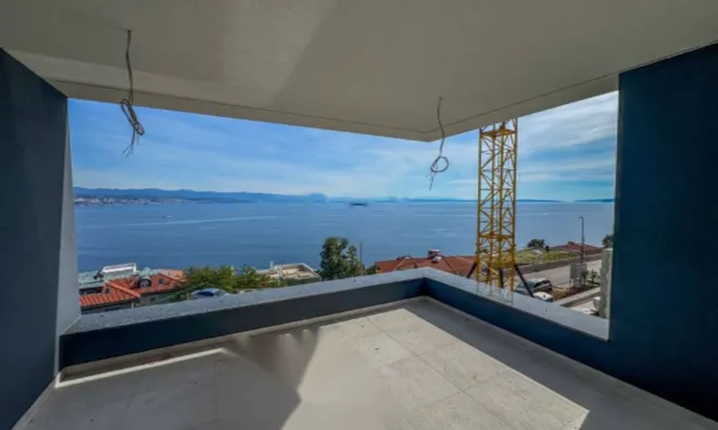 Недвижимость Трёхкомнатная квартира в Опатии: 2