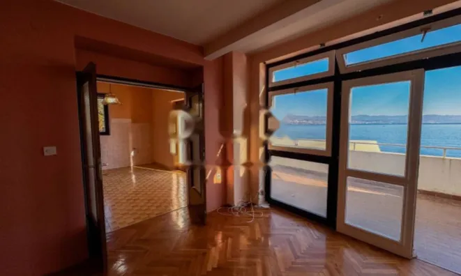 Недвижимость Четырехкомнатная квартира в Опатии: 15