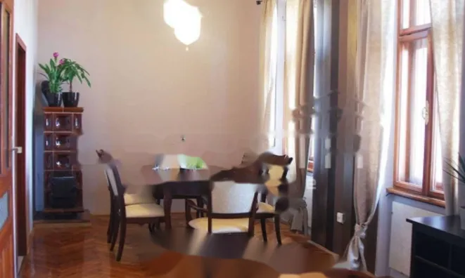 Недвижимость Трёхкомнатная квартира Центр: 3