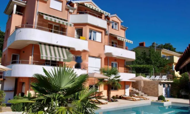 Недвижимость Семейный дом 500 м² в Центре: 3