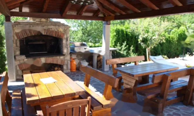 Недвижимость Семейный дом 500 м² в Центре: 4