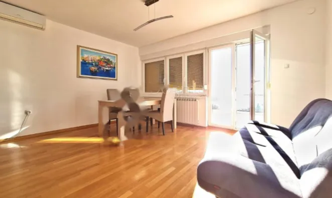 Недвижимость Семейный дом 330 м², Центр, Опатия: 10