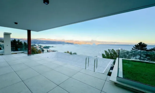 Недвижимость Четырехкомнатная квартира в центре Опатии: 7