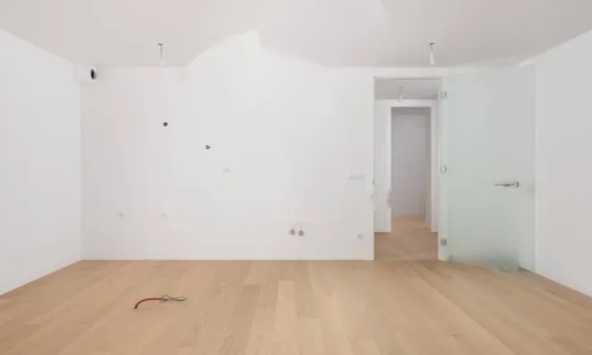 Недвижимость Трёхкомнатная квартира в центре: 15