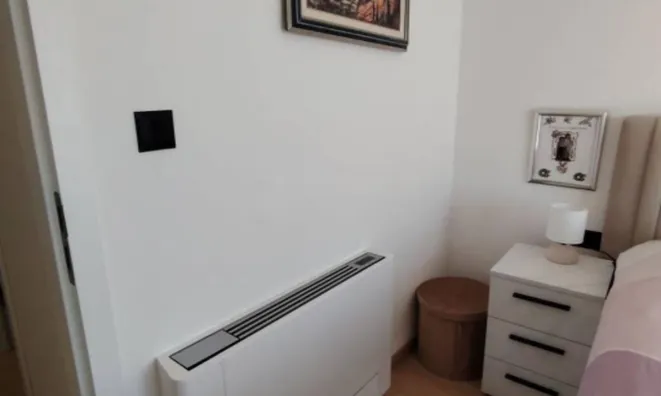 Недвижимость Трехкомнатная квартира в центре: 24