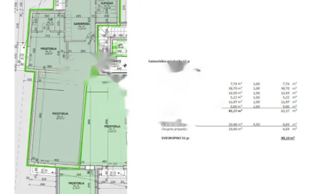 Недвижимость Трехкомнатная квартира в центре: 8