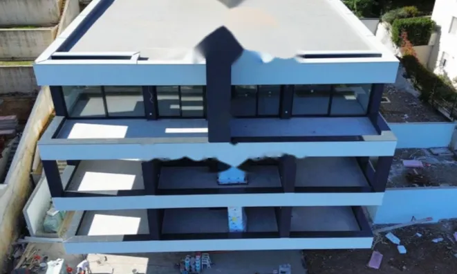 Недвижимость Трёхкомнатная квартира, центр: 10